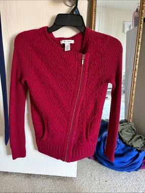 White House Black Market Asymmetrical Zip Cable-Knit Sweater - cranberry